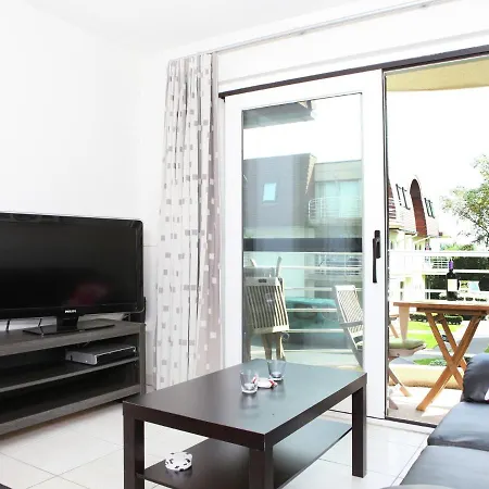 Stylish In With Pool *